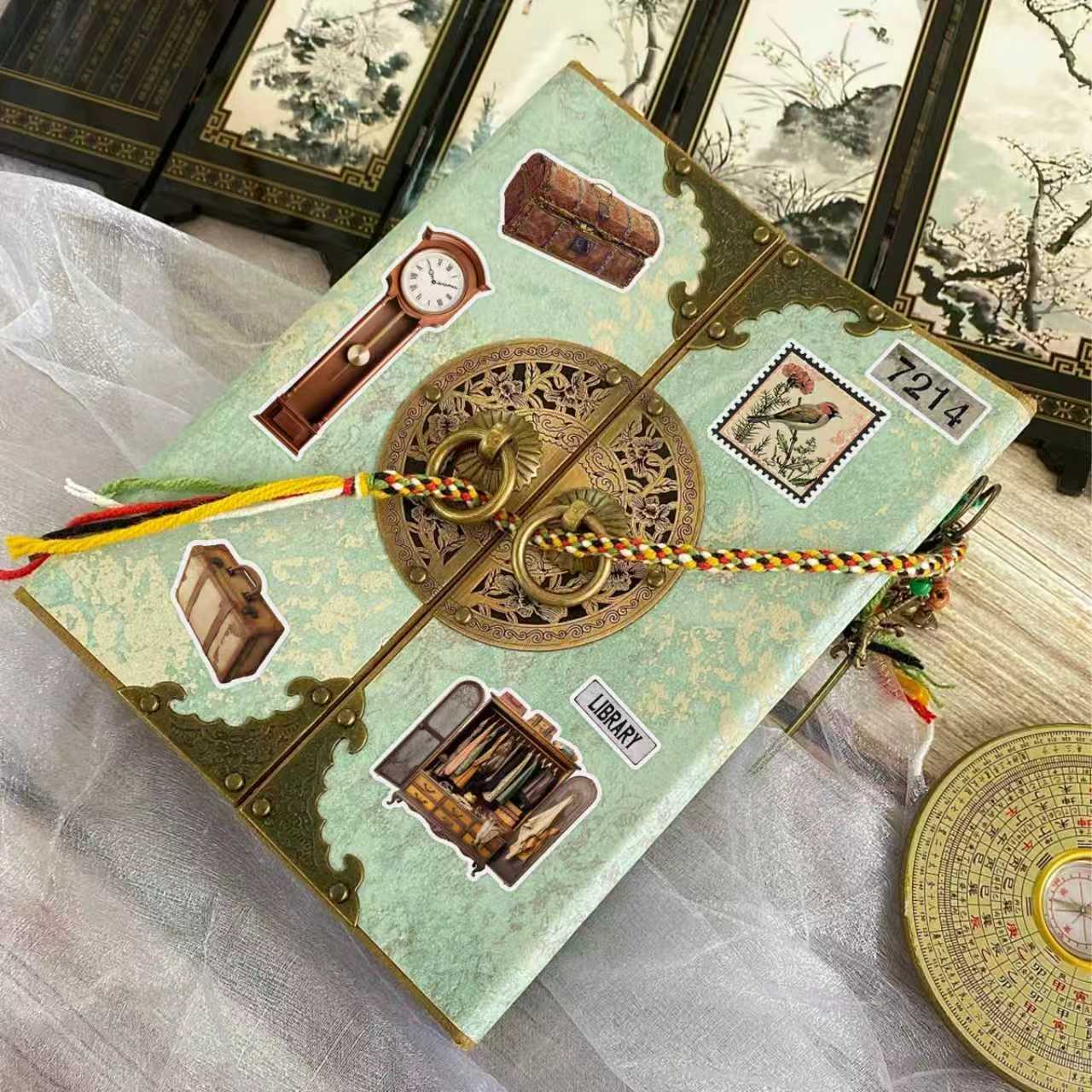 Vintage snuisterijen sticker b - Embellishments For Scrapbooking recensie en prijs